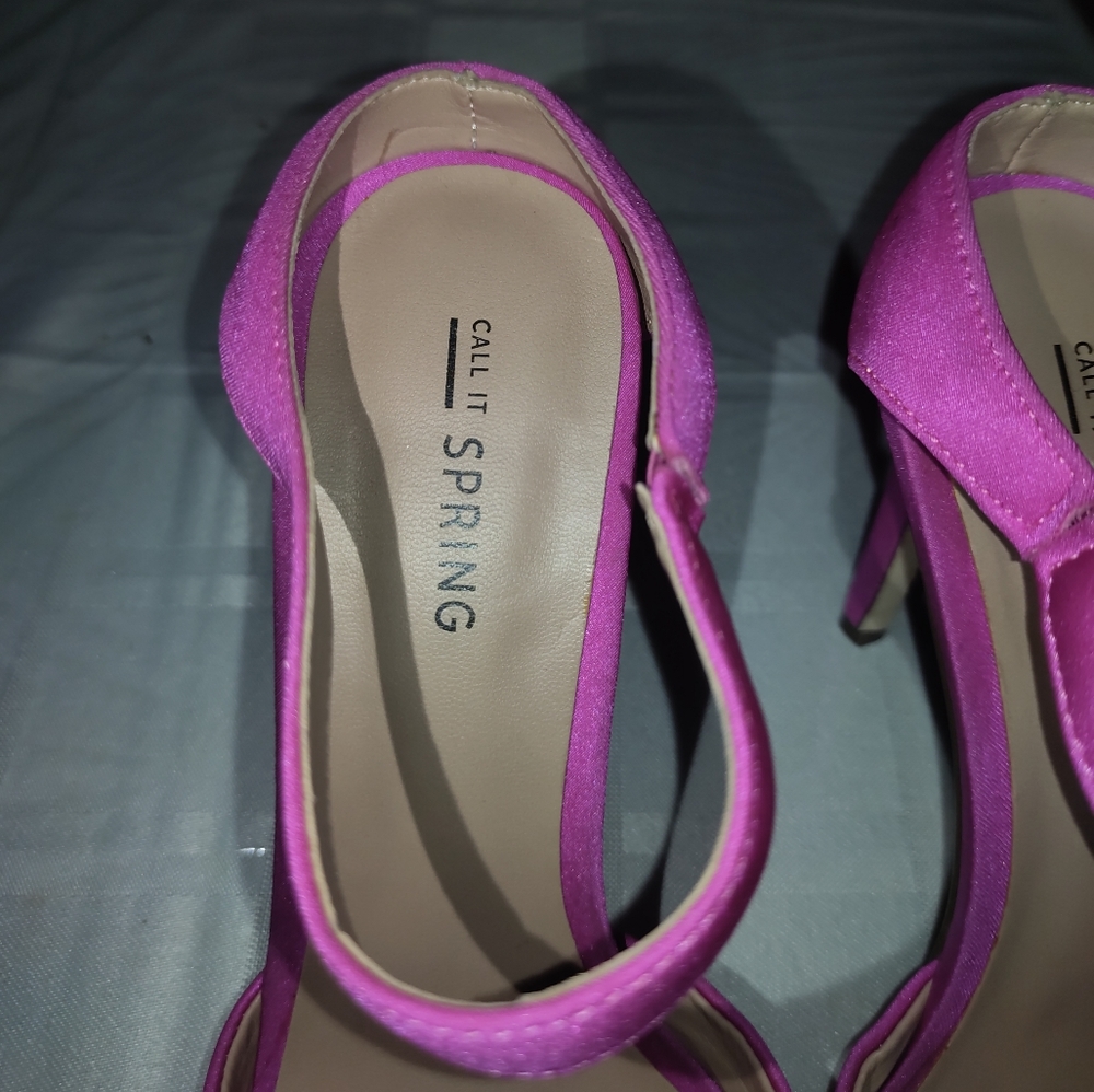 Pink heels - Picture 3 of 6